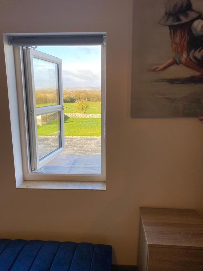 The Burren Inn Tubber Exterior foto